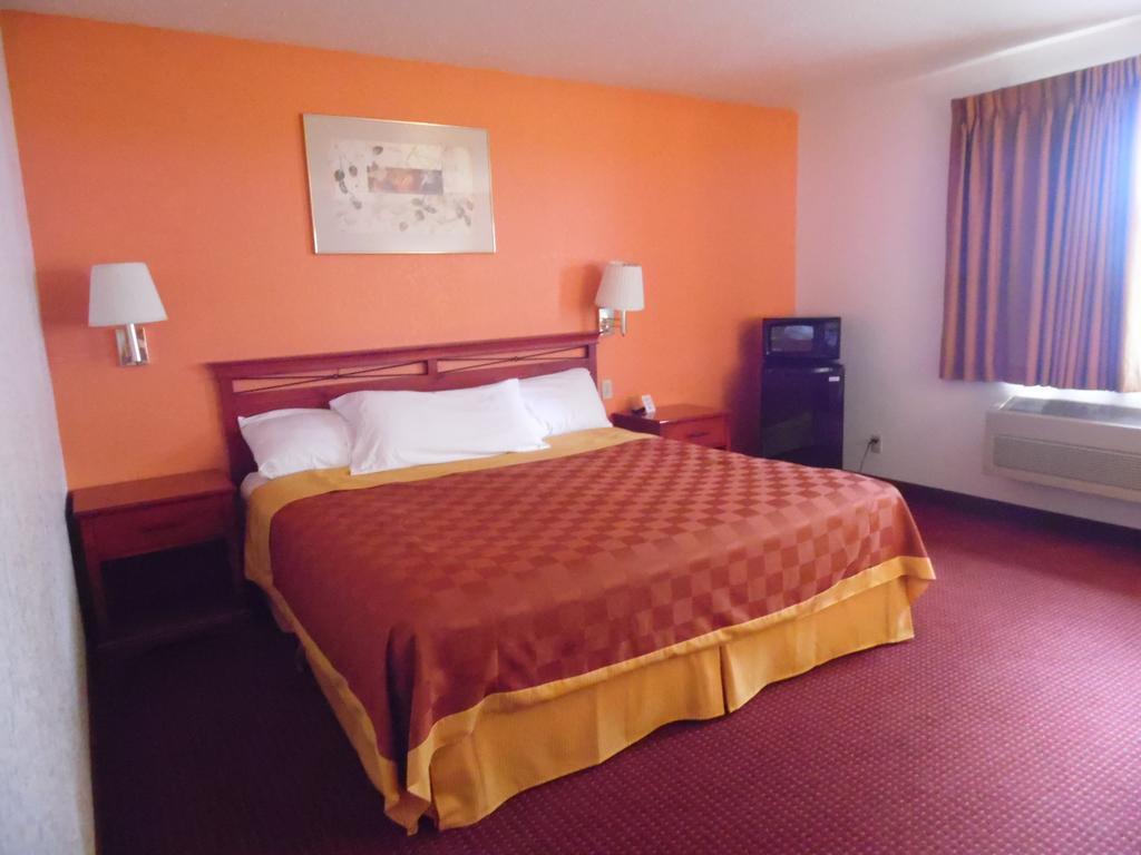 American Inn & Suites Boone Rom bilde